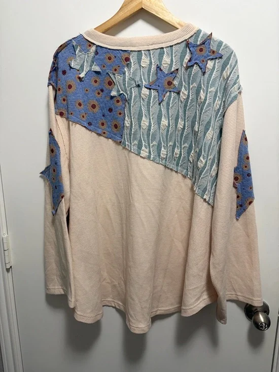 POL Patchwork Oversized Star Flower Top Women’s Size Large - Picture 6 of 6